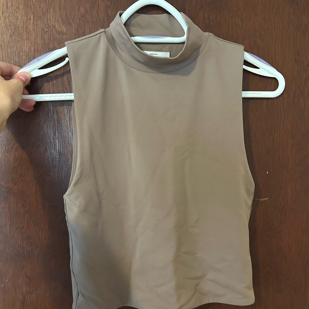 Babaton Taupe Top